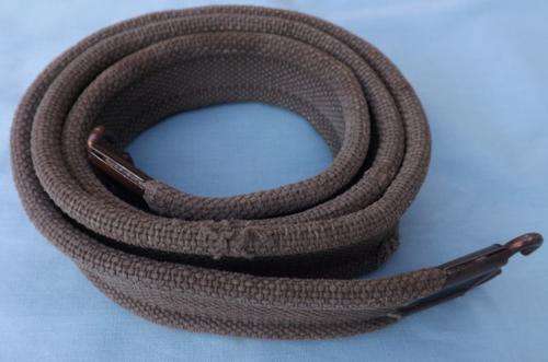 SADF -- SA ARMY --FN/R1     ASSAULT RIFLE  BELT/SLING