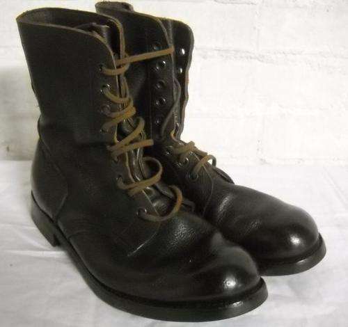 SADF Brown Leather Boots Size 11 / 285  --- Never Worn -- as new  Stamped 1992