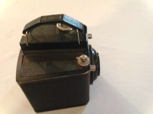 SCARCE VINTAGE KODAK (USA) BROWNIE FLASH (SIX-20) BOX CAMERA, GOOD VALUE, FORMER MUSEUM PIECE!!!