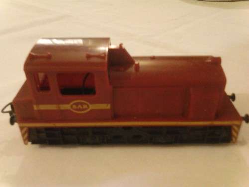 LIMA SAR SHUNTING LOCOMOTIVE IN GOOD CONDITION, NICE COLLECTIBLE ITEM!!!