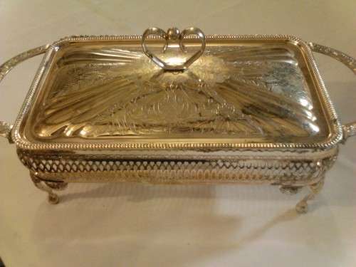 BEAUTIFUL SILVER PLATED WARM DISH HOLDER, GREAT ITEM, SEE BELOW.