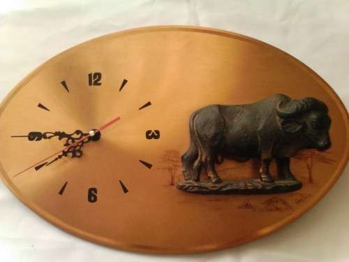 BUFFALO COPPER WALL CLOCK BY GASTONE IN PERFECT WORKING CONDITION, NICE ITEM, SEE BELOW.