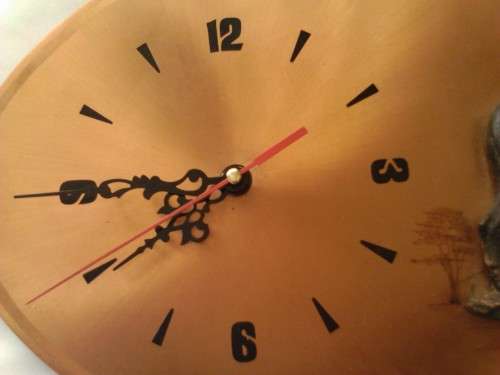 BUFFALO COPPER WALL CLOCK BY GASTONE IN PERFECT WORKING CONDITION, NICE ITEM, SEE BELOW.