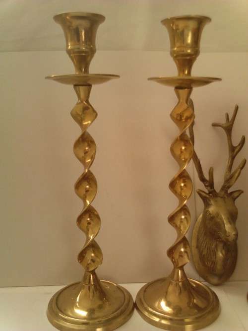 NICE LOT OF BEAUTIFUL VINTAGE BRASS ITEMS (FOR ONE BID), SOLD AS PER SCANS, SEE BELOW.