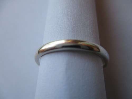 QUALITY - SOLID 925. STERLING SILVER (2mm D-SHAPE BAND) - SIZE S (3 x AVAILABLE) SEE BELOW