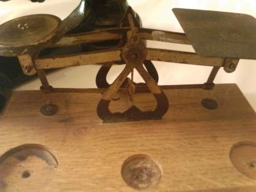 2 x OLD SCALES (ONE BRASS- OTHER METAL) NO WEIGHTS OR TRAYS - HIGHLY COLLECTABLE- READ BELOW.
