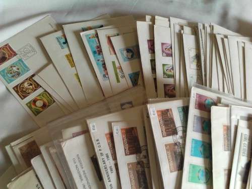 NICE BULK LOT OF 400+ F.D.C. & SPECIAL COVERS & MORE, MOSTLY FROM RHODESIA & ZIMBABWE - READ BELOW.