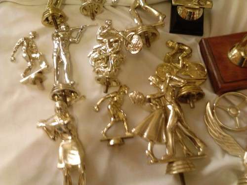 GOOD LOT OF DIFFERENT SPORT TROPHIES , GOOD QUALITY, UNUSED, GOOD CONDITION -READ BELOW.