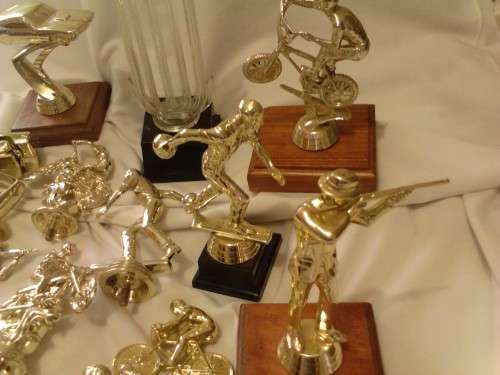 GOOD LOT OF DIFFERENT SPORT TROPHIES , GOOD QUALITY, UNUSED, GOOD CONDITION -READ BELOW.