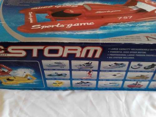 LARGE SPEED STORM R/C MOSQUITO CRAFT - VERY GOOD CONDITION - PLEASE READ BELOW AND SEE ALL SCANS.