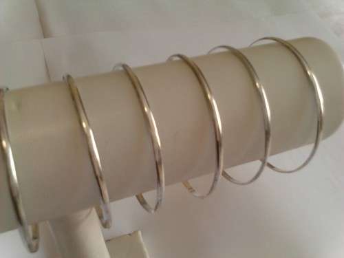 3mm D-SHAPE SOLID 925. SILVER BANGLES -65mm DIAMETER -BID PER BANGLE -12 AVAILABLE -SEE & READ BELOW