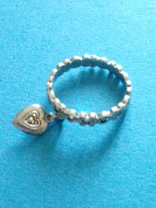 BEAUTIFUL STERLING SILVER MARCASITE RING WITH HEART - SIZE L - PLEASE READ  BELOW.