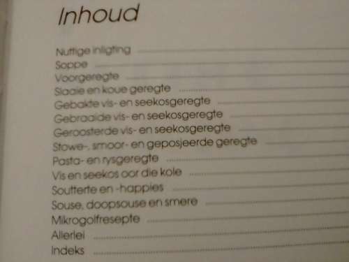 `DIE SUID-AFRIKAANSE VIS EN SEEKOSBOEK` - DEUR J.P.VAN DER WALT  - READ BELOW FOR MORE INFO