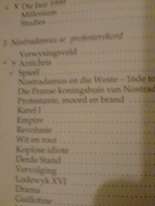 Nostradamus gister, vandag en more, deur Eben Meiring.