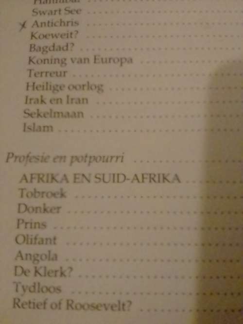 Nostradamus gister, vandag en more, deur Eben Meiring.