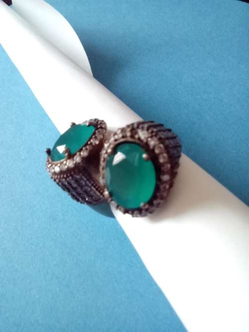 STUNNING and RARE DESIGH ANTIQUE RING - ABOUT 149 UNTESTED STONES - 14.1 GRAMS - PLEASE READ BELOW.
