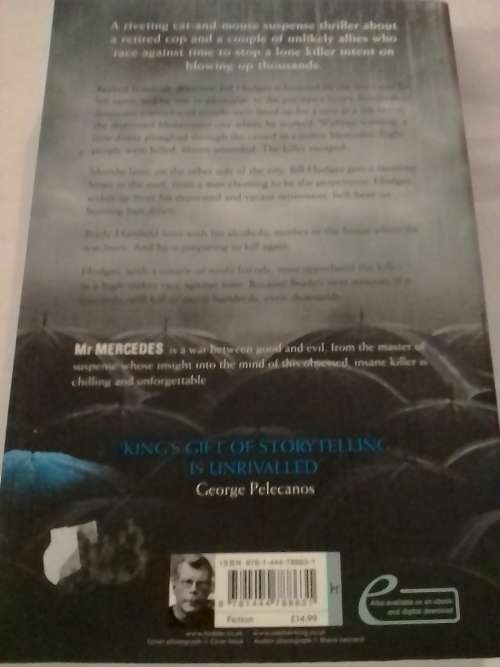 `MR MERCEDES`  SUSPENSE THRILLER BY STEPHEN KING - PLEASE READ BELOW FOR MORE INFO