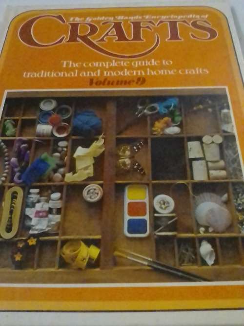 The Golden hands encyclopedia of Crafts Volume 9, by Marshall Cavedish.