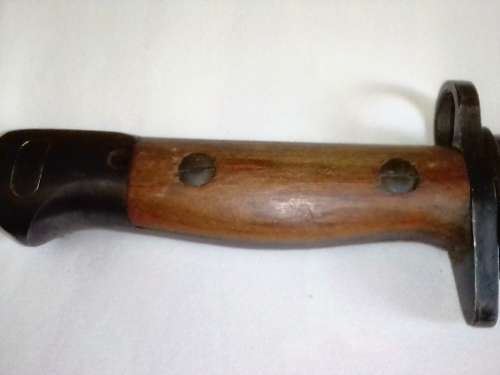 WOW, Original Australian SLAZ 42 Enfield 1907 Bayonet, Scabbard Mangrovite - PLEASE READ BELOW.