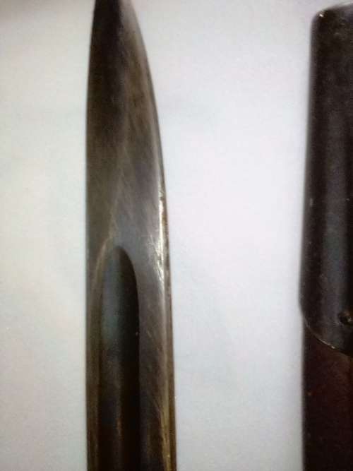 WOW, Original Australian SLAZ 42 Enfield 1907 Bayonet, Scabbard Mangrovite - PLEASE READ BELOW.