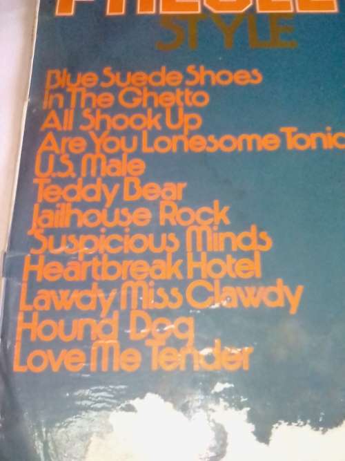 ELVIS PRESLEY (SMASH HITS) Vinyl in very good condition - SEE AND READ BELOW.