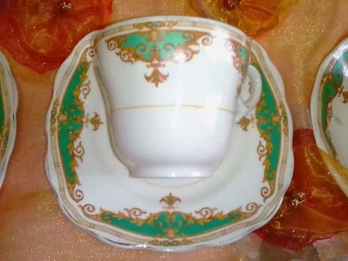 OLD 7x PIECE CREAM PETAL GRINDLEY ENGLAND PORCELAIN - SEE BELOW FOR CONDITION - PLEASE READ BELOW.