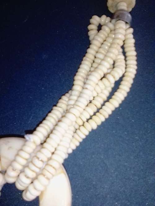 STUNNING VINTAGE ELEPHANT CARVED IVORY NECKLACE - PLEASE READ  BELOW.