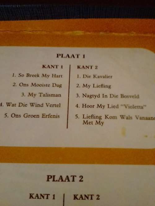 4 x LP  BOX SET  (DIE GOUE STEM VAN GERT POTGIETER)  LP in VERY GOOD condition - SEE BELOW FOR INFO.