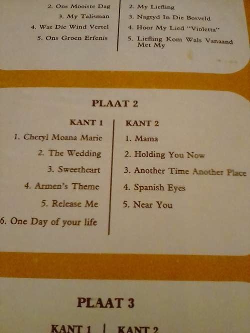 4 x LP  BOX SET  (DIE GOUE STEM VAN GERT POTGIETER)  LP in VERY GOOD condition - SEE BELOW FOR INFO.