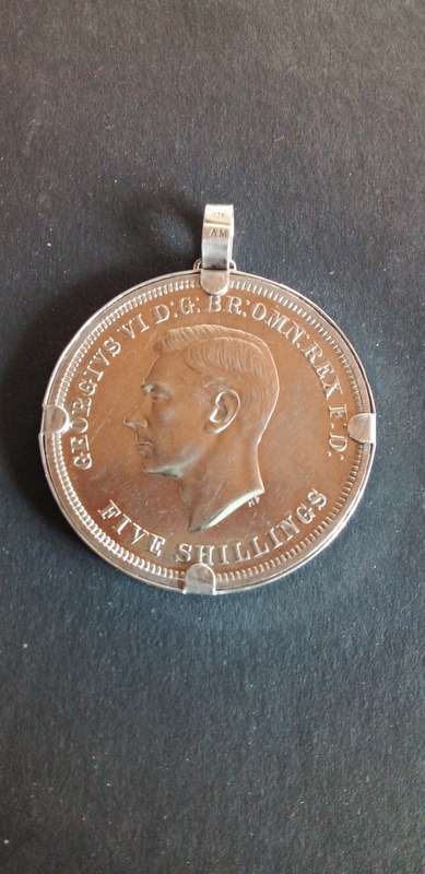 STUNNING STERLING SILVER PENDANT WITH 1951 FIVE SHILLINGS - PLEASE READ  BELOW.