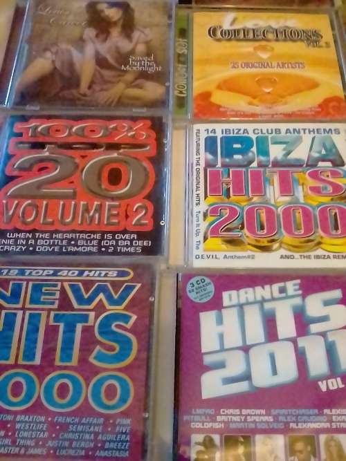 25x  VERY GOOD CD COLLECTION - (ON BID TAKES ALL) - SEE BELOW FOR SCANS.