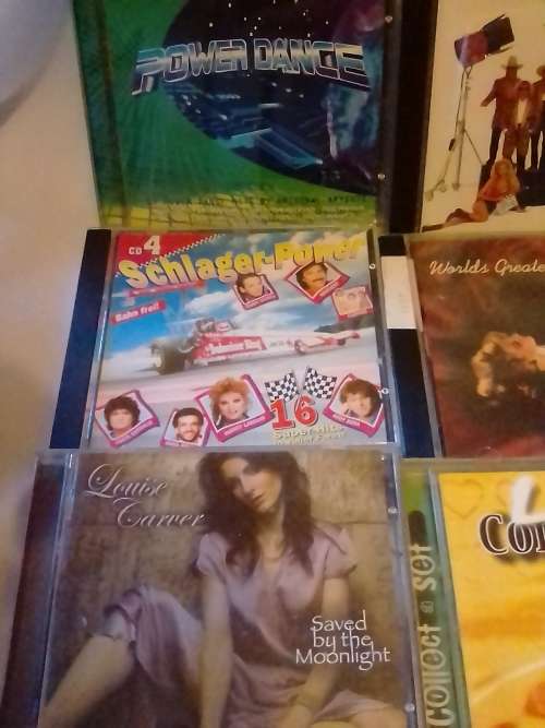 25x  VERY GOOD CD COLLECTION - (ON BID TAKES ALL) - SEE BELOW FOR SCANS.