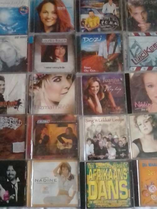 20x VERY GOOD ORIGINAL AFRIKAANS CD COLLECTION - (ON BID TAKES ALL) - SEE BELOW FOR INFO.