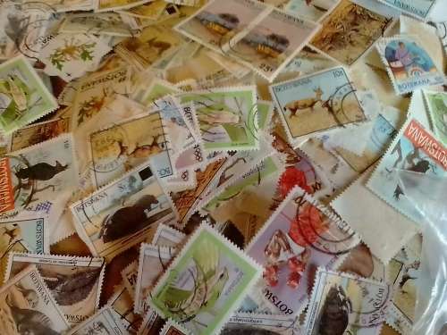 BOTSWANA - HUGE LOT, MOSTLY OF PAPER - FINE USED - GREAT VALUE - SEE AND READ BELOW.