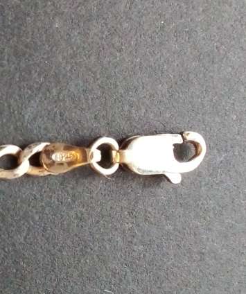 BEAUTIFUL CURB STERLING SILVER CHAIN  - 59cm LONG - WEIGHT 8g - READ BELOW FOR INFO.