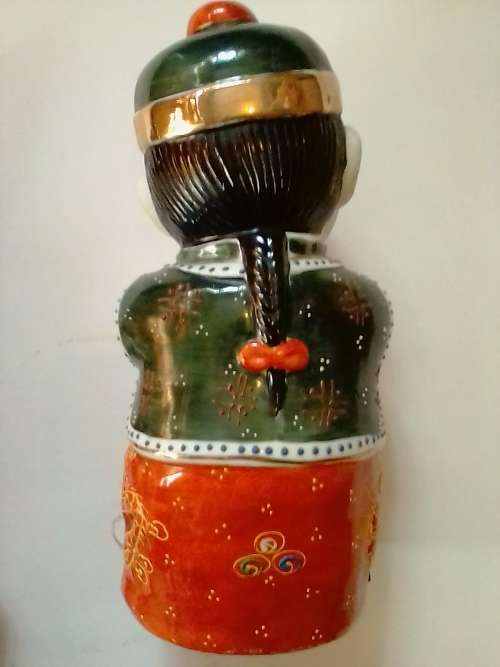 VINTAGE CHINESE LARGE PORCELIAN FIGURINES (GOLDEN BOY & JADE GIRL) - VALUE R1700 - READ BELOW.