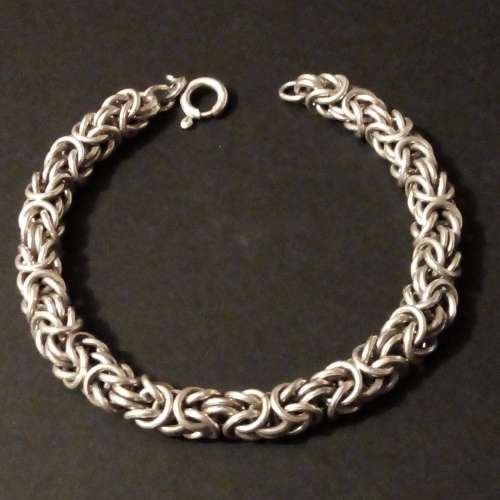 STUNNING BYZANTINE .925 STERLING SILVER BRACELET- 19.5cm LONG - WEIGHT 14g.