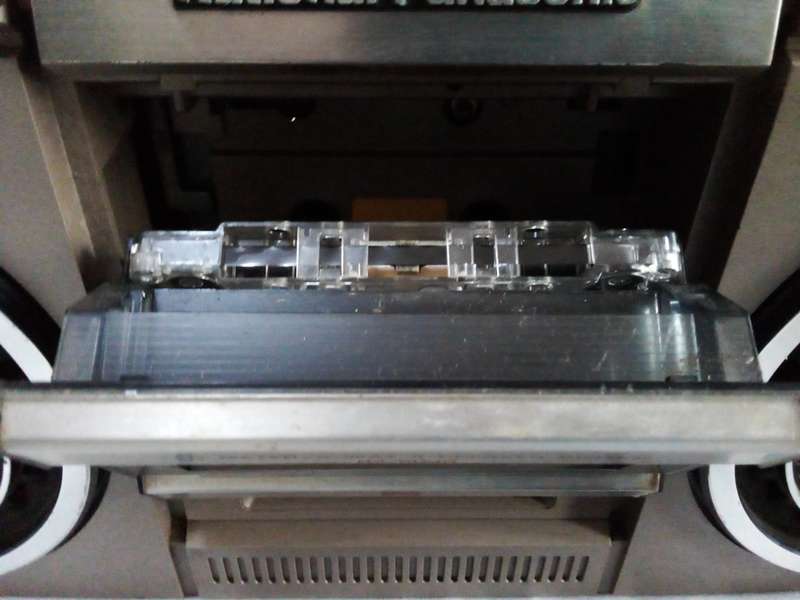 VINTAGE 1983 NATIONAL PANASONIC RX-5030F IN EXCELENT WORKING CONDITION - READ BELOW.