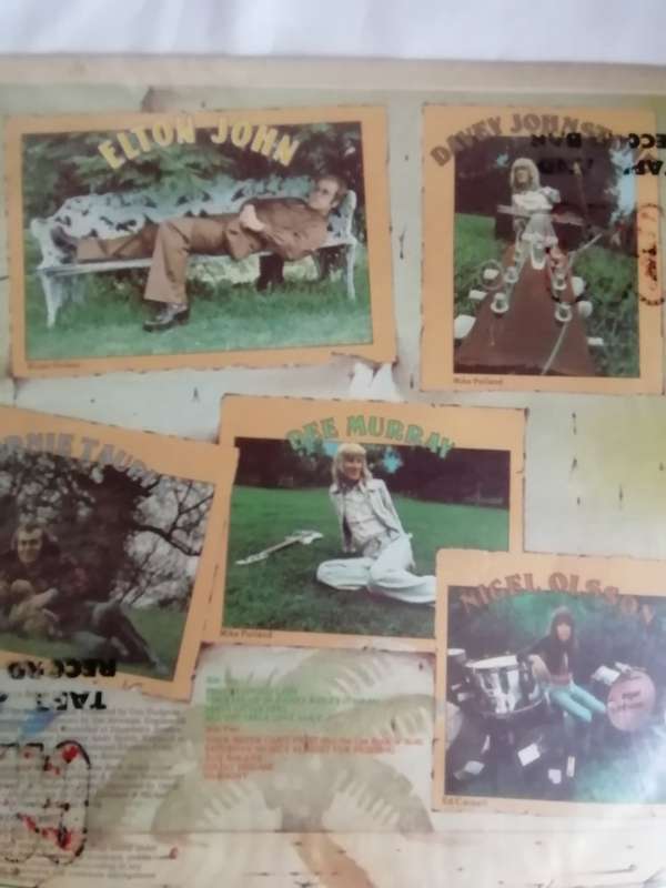 ELTON JOHN (GOODBYE YELLOW BRICK ROAD Vol.2) - VINYL IN EXCELLENT CONDITION - SEE BELOW FOR INFO