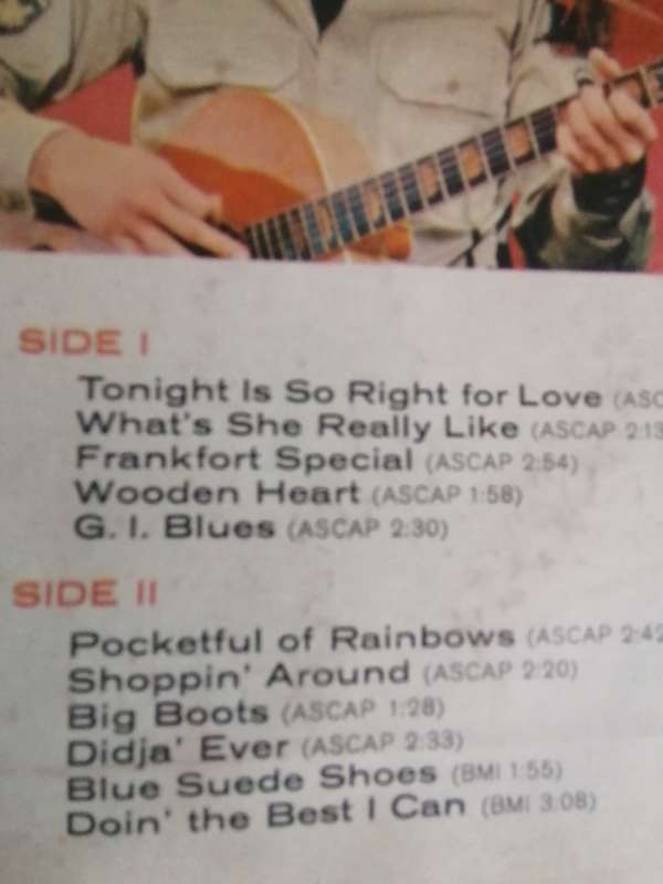 ELVIS  (G.I. BLUES) - VINYL IN EXCELLENT CONDITION - SEE BELOW FOR INFO.