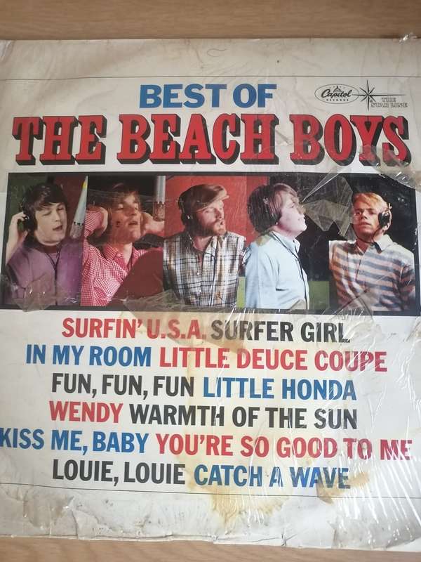 BEST OF THE BEACH BOYS -  VINYL IN GOOD CONDITION - SEE BELOW FOR INFO.