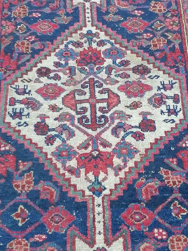 LARGE PERSIAN HEREKE HAND WOVEN (VINTAGE HAND KNOTTED RUG) - HIGH VALUE - SEE BELOW FOR INFO.