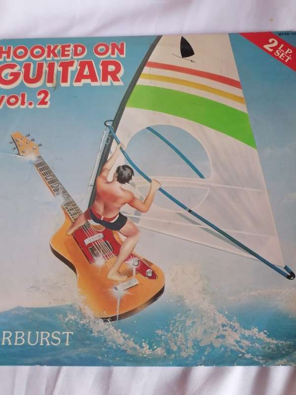 HOOKED ON GUITAR Vol.2 - DOUBLE ALBUM - PINK VINYL´S  IN VERY GOOD CONDITION - SEE BELOW.
