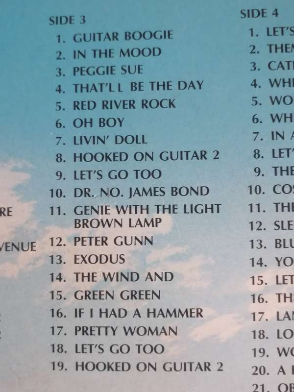 HOOKED ON GUITAR Vol.2 - DOUBLE ALBUM - PINK VINYL´S  IN VERY GOOD CONDITION - SEE BELOW.