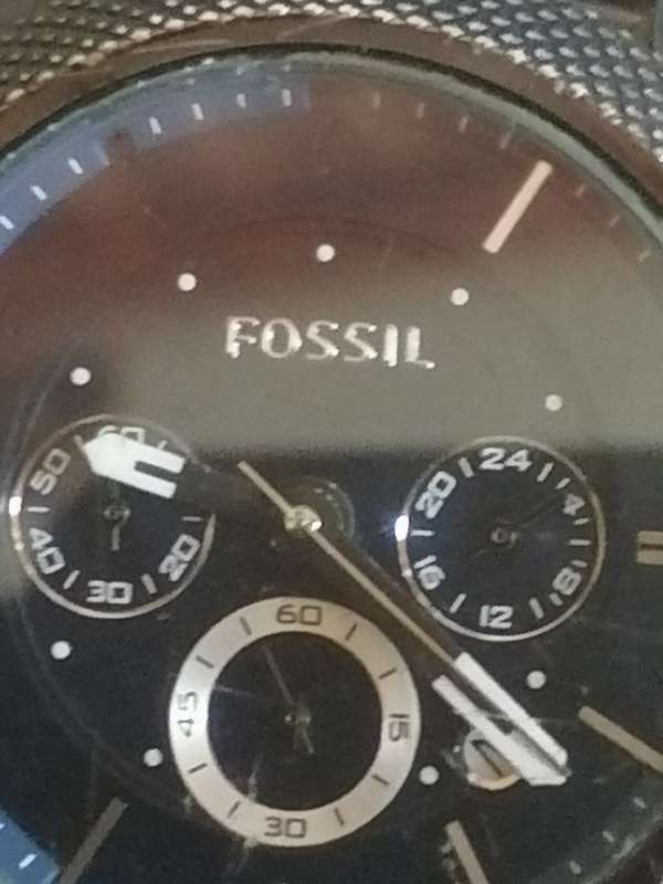 Very nice Fossil men's analogue watch, very good condition.