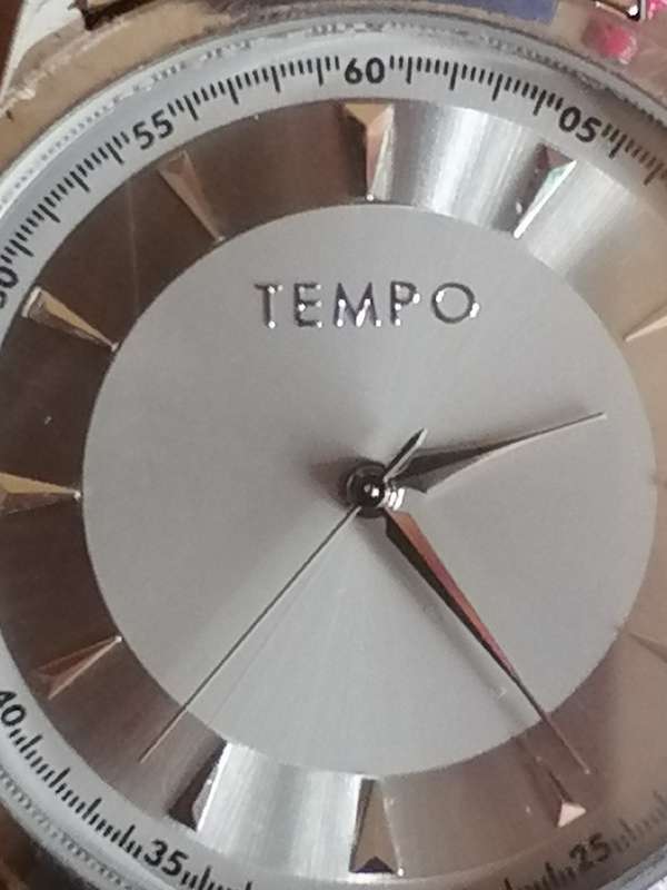 Great looking Tempo men's watch very good condition.