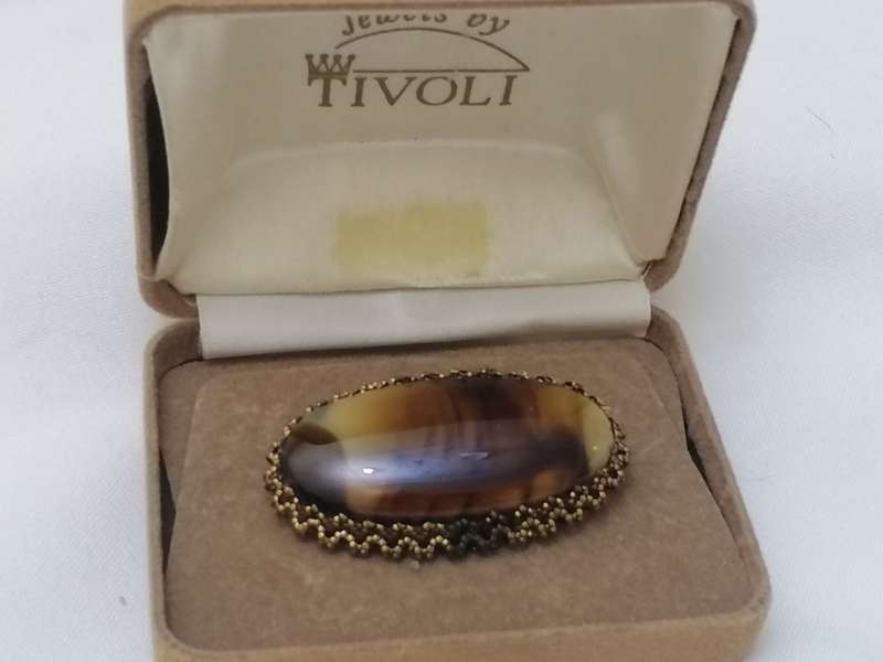 VINTAGE - STUNNING OLD BROOCH WITH TIGER EYE STONE - GREAT CONDITION - PLEASE READ BELOW.