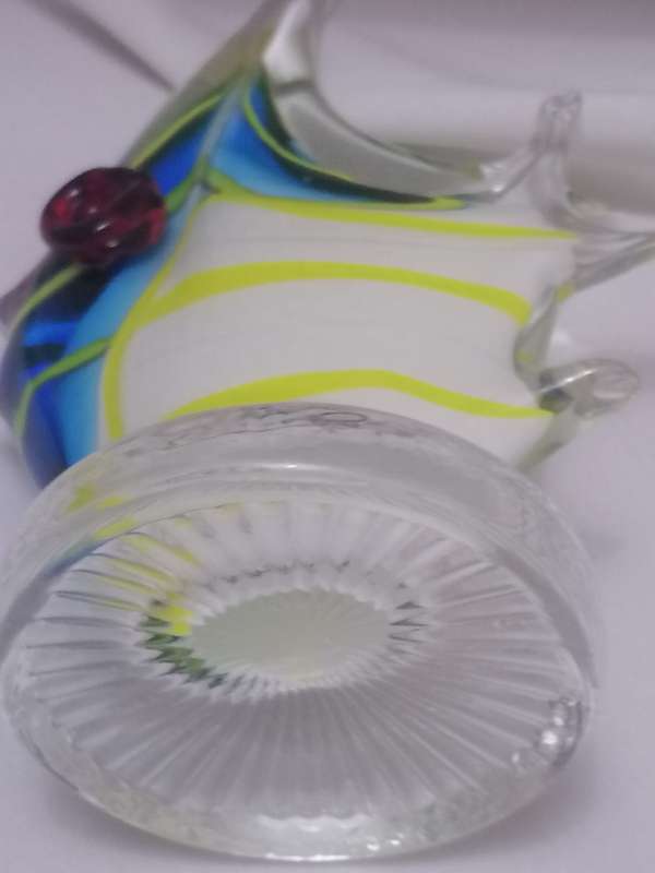 STUNNING VINTAGE ART GLASS, HAND BLOWN- ANGEL FISH - PLEASE READ BELOW FOR INFO.