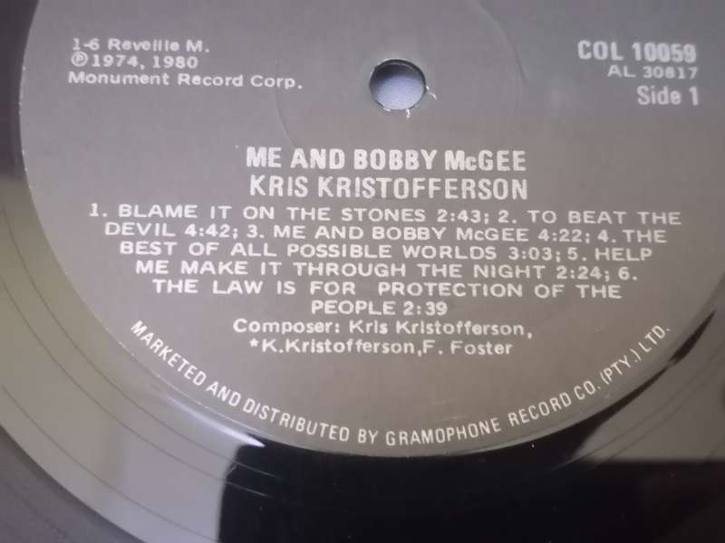 KRIS KIRSTOFFERSON (ME AND BOBBY McGEE) - VINYL IN VERY GOOD CONDITION - SEE BELOW FOR INFO.