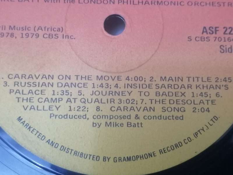CARAVANS (ORIGINAL PICTURE SCORE) - VINYL IN VERY GOOD CONDITION - SEE BELOW FOR INFO.
